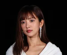 夏菜、“幸せなサプライズ”はプロポーズ「ロマンチックで喜んでいたら、5時のチャイムが鳴って(笑)」