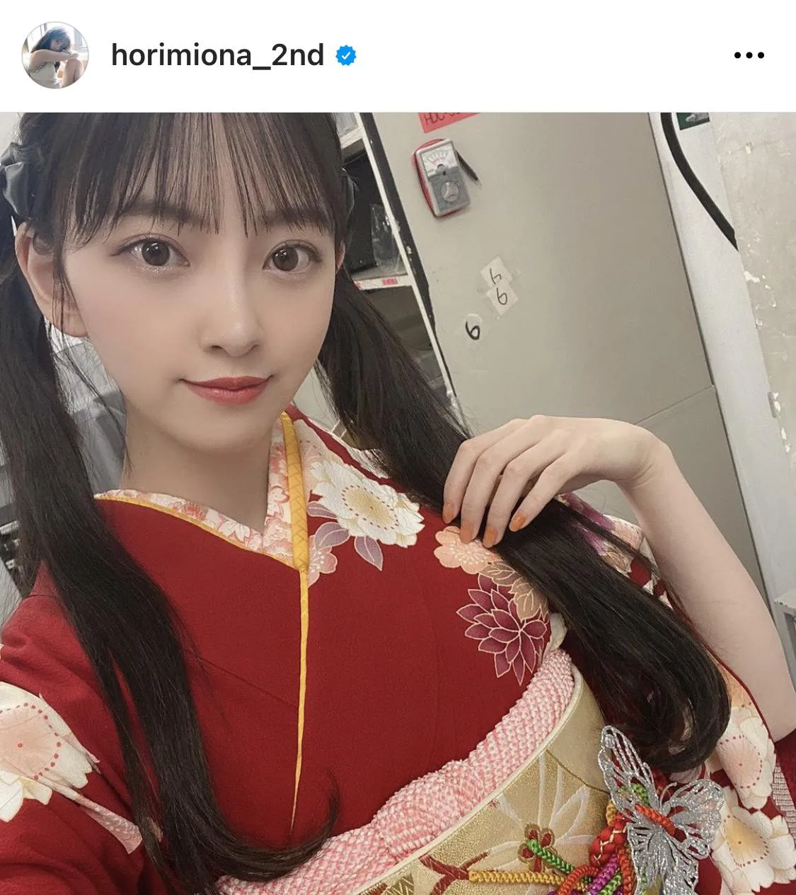 麗しい着物姿の堀未央奈