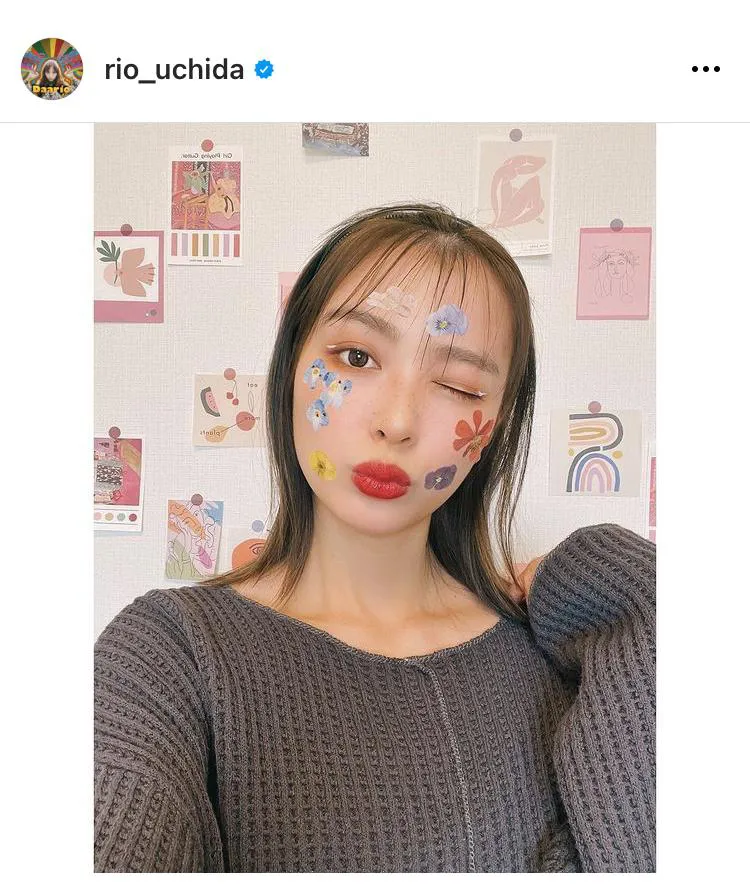 内田理央、シールメイクをしたウインクSHOT