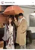川口春奈＆向井理、美男美女の相合傘SHOT