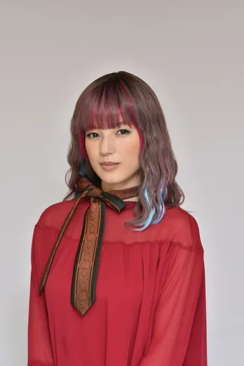 石井杏奈「今までにない奇抜な格好」恋愛インフルエンサー役で出演<イタイケに恋して>