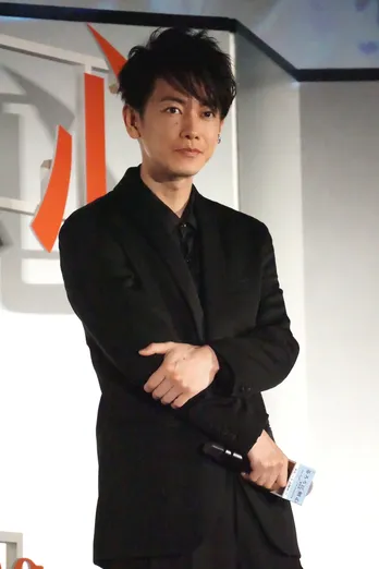 佐藤健がワンオク・Takaの歌声に感涙！「ご飯屋さんのカウンターだったんですけど、聴きながら結構泣いてて…(苦笑)」