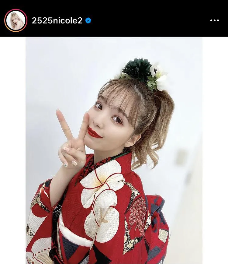 ※藤田ニコル公式Instagram(2525nicole2)のスクリーンショット