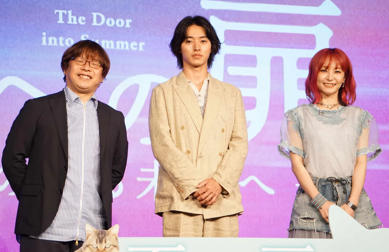 イベントに登場した三木孝浩監督、山崎賢人、LiSA(写真左から)