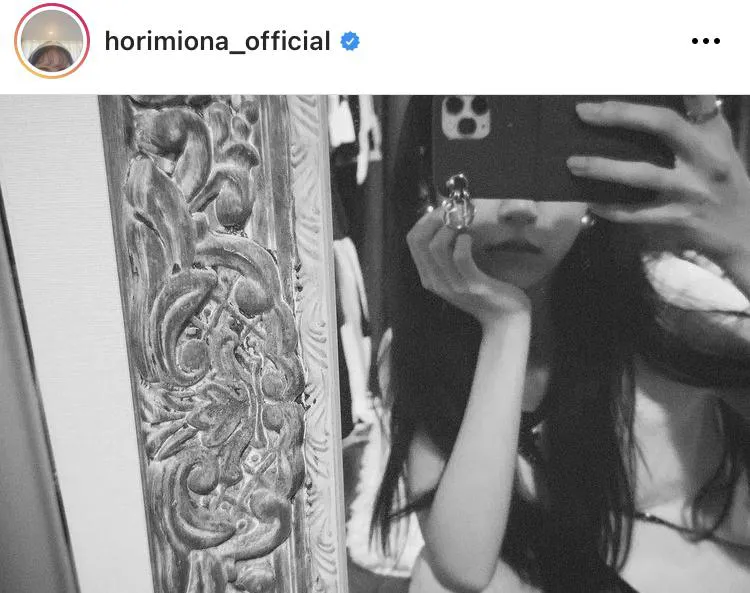 ※堀未央奈オフィシャルInstagram(horimiona_official)のスクリーンショット