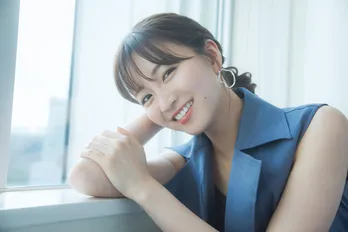 岡崎紗絵、“貴重な経験”でますます成長!コントにも意欲「いつも心臓バクバク(笑)。でもとても楽しい」