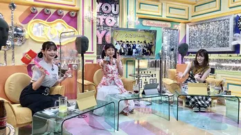 上坂すみれ、徳井青空の冷やかしに、小松未可子”顔の色が限界突破”とガチ照れ「90分まるまるフリートーク回」＜声優と夜あそび＞