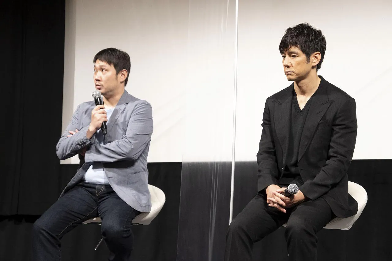 映画「ドライブ・マイ・カー」壮行会に登壇した濱口竜介監督、主演の西島秀俊(写真左から)