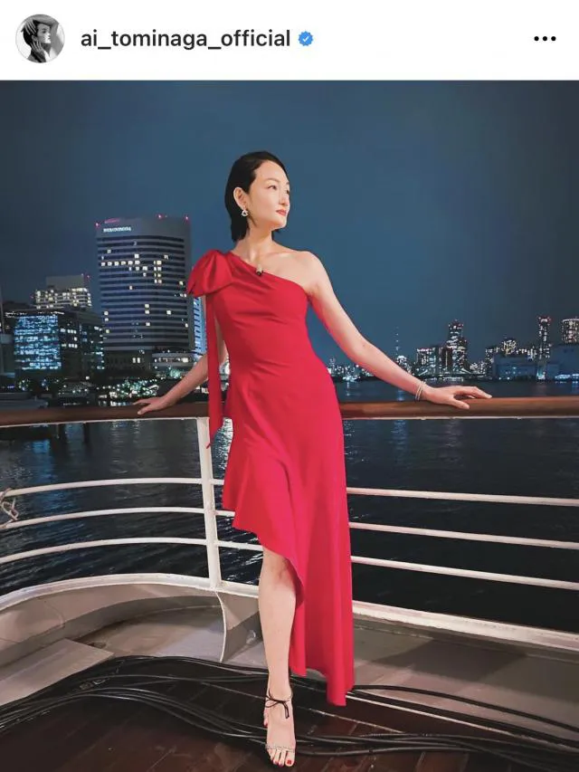 ※画像は冨永愛公式Instagram(ai_tominaga_official)より