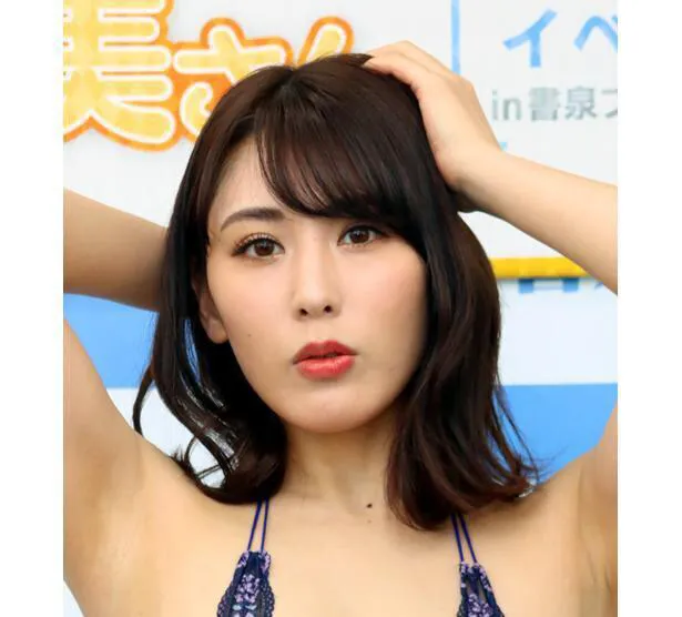 金子智美 裸に限りなく近い 究極にきわどい 水着shotを公開 ほぼまる見え 至高のむちむち感 と反響 Webザテレビジョン