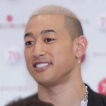 関口メンディー、HIROの横で居眠り…マイペースすぎて「めっちゃ怒られました」