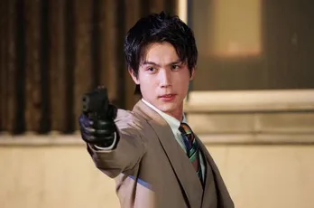 新木優子“美月”の浴衣姿にドキッ! 中川大志“柊”を襲うトラブルに爆笑<ボクの殺意が恋をした>