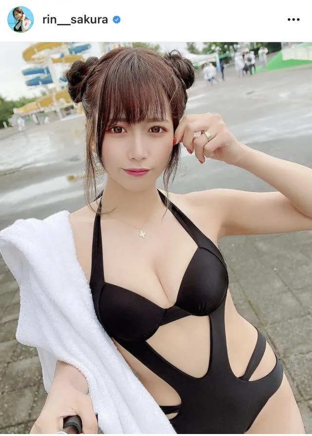 “可愛い”と“セクシー”の共存！桜りん、水着SHOT