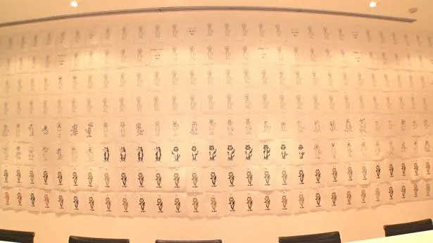 【写真を見る】高橋海人の原案をもとに描き上げられた300枚のキャラクター案