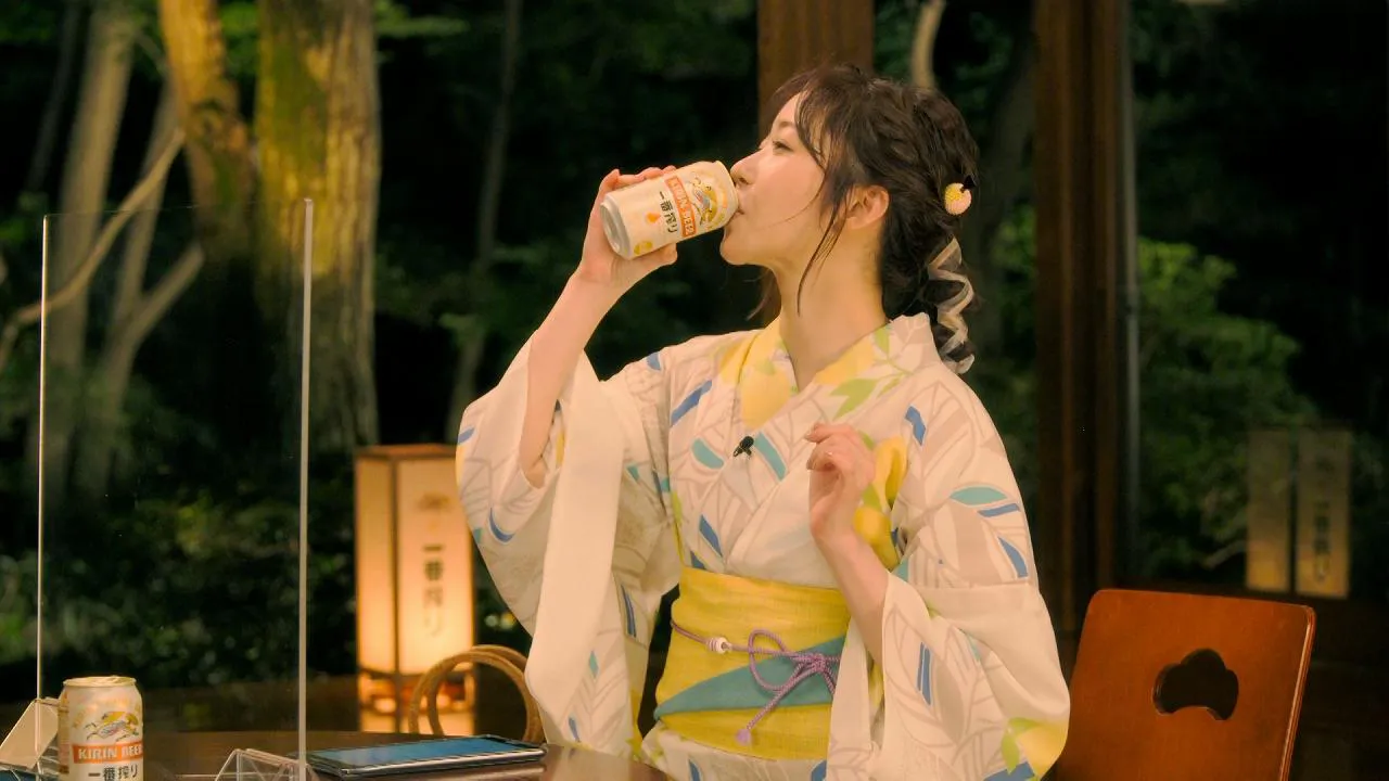 ビールを飲む指原莉乃の姿をファンが絶賛！