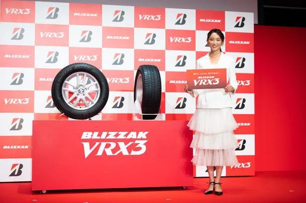 杏がブリヂストン「2021 冬タイヤ」新商品発表会に出席