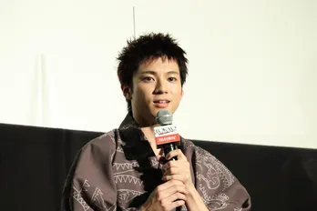 吉沢亮「キスした時から分かっていたので…」と、山田裕貴への思いを告白！「それ掘り下げないで(笑)」