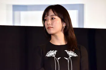 水川あさみ、“和気あいあい”とした現場SHOT公開に「混ざりたい」「楽しそう」「素敵な現場」と反響