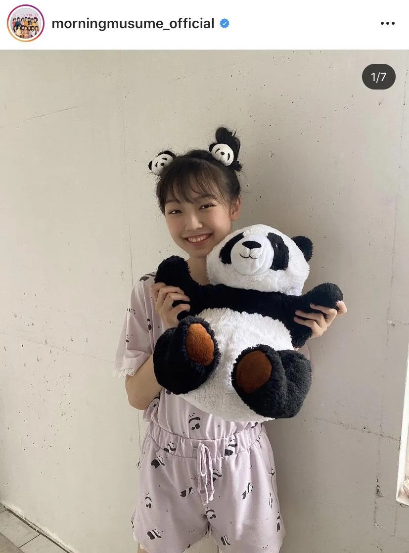 “パンダさん”こと山崎愛生、大好きなパンダさんと一緒で笑顔！