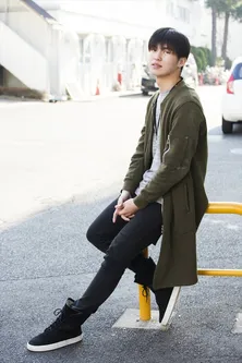 オフはテレビの前から動かない!? D-BOYS・荒井敦史のマイルール