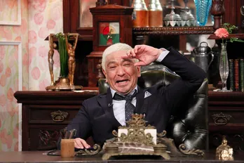 間寛平の優しさ全開!両手をグーにして生活する2歳児に大奮闘<探偵!ナイトスクープ>