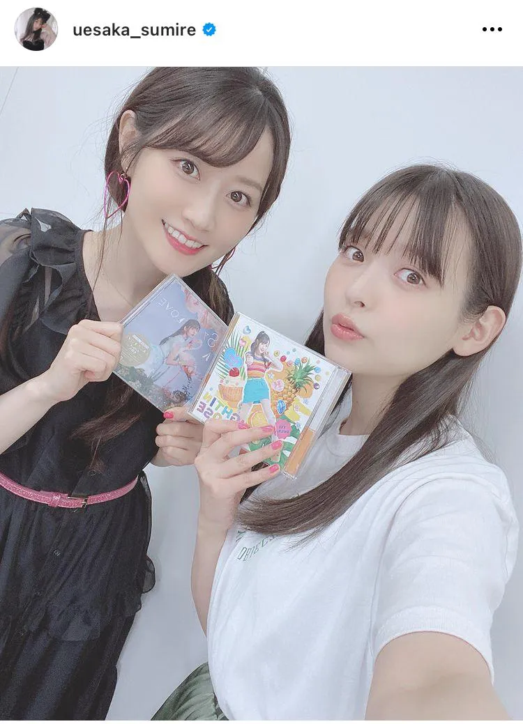 【写真を見る】上坂すみれ&小倉唯、仲の良さが伝わるキュートな2SHOT