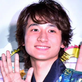 小関裕太、イケメン消防士姿のソロSHOT公開「目の保養…」「芽郁ちゃんとの再共演うれしい！」とファン絶賛＜ハコヅメ＞