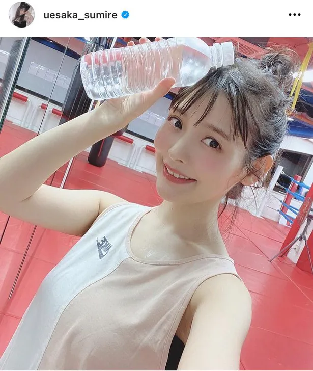 画像 上坂すみれ 裏絶対領域 がまぶしいミニスカ姿にファン悶絶 たまらんです 素晴らしいスタイル 14 21 Webザテレビジョン