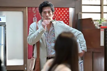 内野聖陽“耕治”突然の登場に視聴者沸騰！「目が笑ってない」副音声も話題に＜おかえりモネ＞