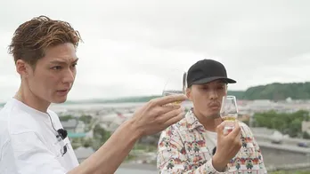 EXILE SHOKICHIとDEEP KEISEI、北海道厚岸湖で取れた全長6センチの巨大アサリ料理に感動＜EXILE TRIBE 男旅＞