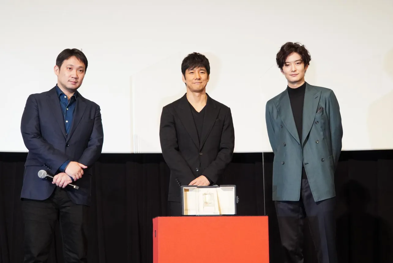 濱口竜介監督、西島秀俊、岡田将生(写真左から)