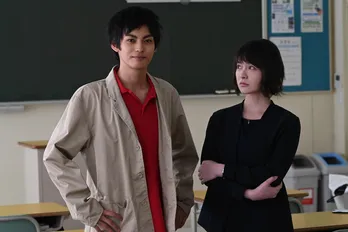 神尾楓珠が“顔だけは良い”ポンコツ教師役で主演 10月より新ドラマ「顔だけ先生」の放送が決定