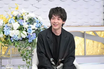 中村倫也、役者人生の“暗黒期”は「生意気で世界の中心が自分だった」<初耳学>