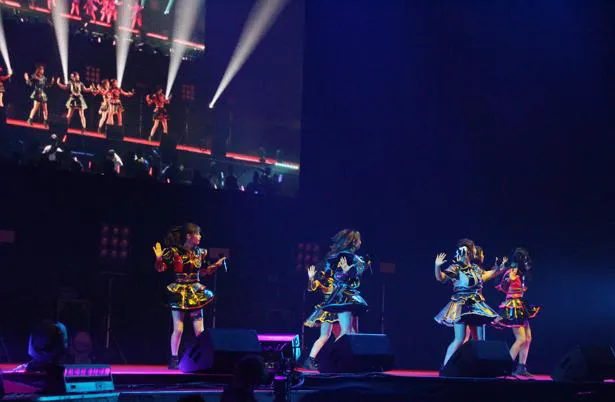 「@JAM EXPO 2020-2021」のストロベリーステージに出演したFES☆TIVE