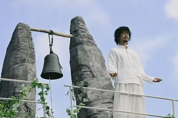 斎藤工“ヘミングウェイ”の正体が謎を深めたまま第一部が完結<漂着者>