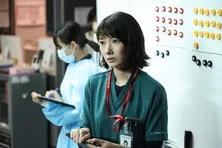 <ナイト・ドクター>救えなかった命に波瑠“美月”が涙…大停電で人手・ベッド不足も発生