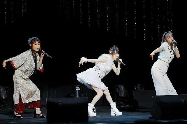 「M-line Special 2021～Make a Wish!～」(6月20日公演)より