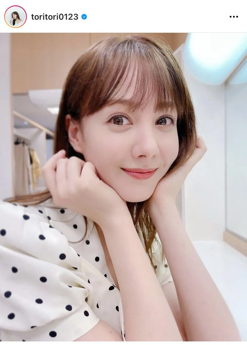 画像・写真 トリンドル玲奈、「鏡かと思った」妹との向かい合った姿に