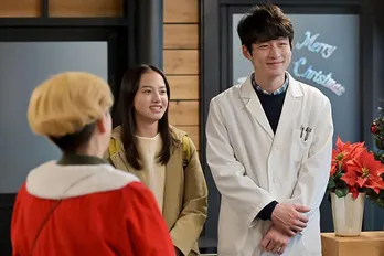 ＜来週のモネ＞気持ちが“通じ合った”百音と菅波を、サヤカらが祝福！