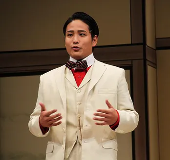 ジャニーズWEST桐山照史、Sexy Zone松島聡から誕生日に“白い花”をプレゼントされ「そんなセクシーなことあります!?」