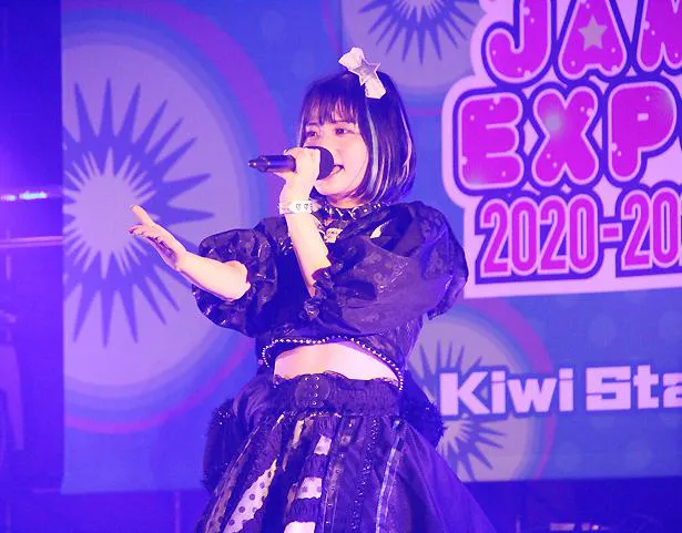 「@JAM EXPO 2020-2021」のキウイステージに登場したシュレーディンガーの犬