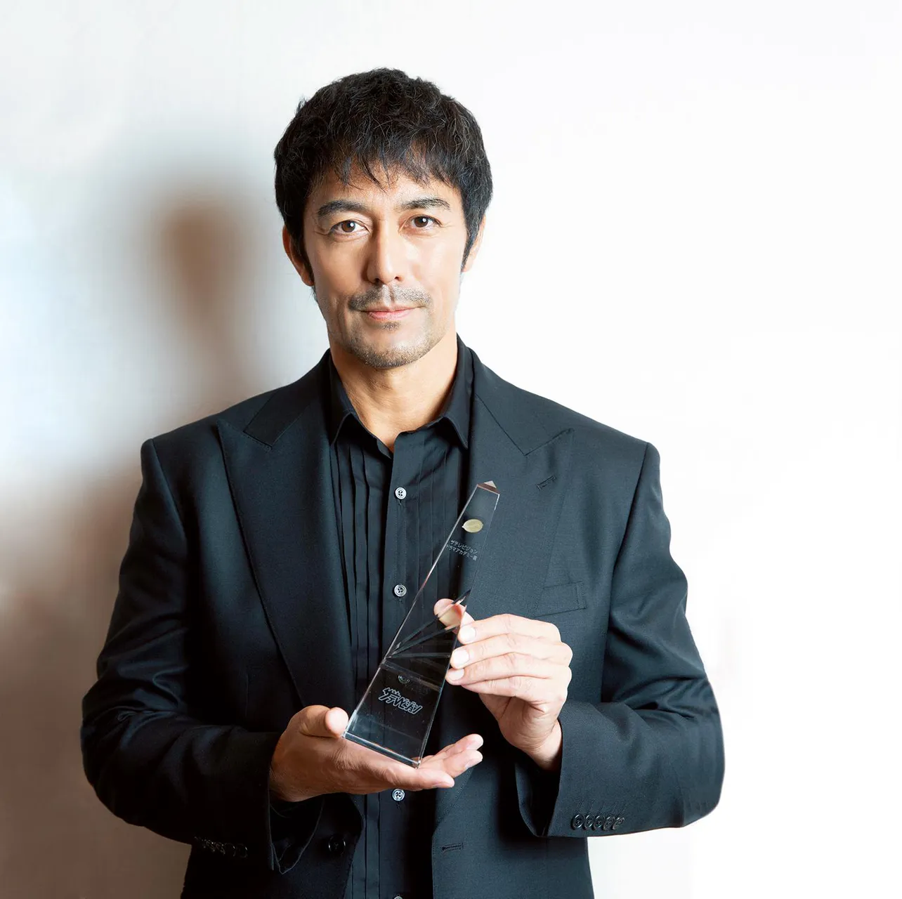 【写真を見る】主演男優賞に輝いた「ドラゴン桜」の阿部寛