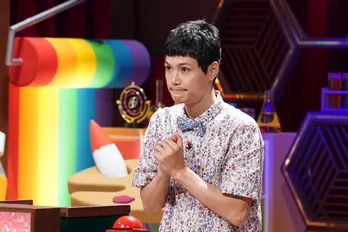 もう中学生が全問正解を目指して真剣勝負！ 日向坂46の上村ひなの、高橋未来虹も登場＜小5クイズ＞