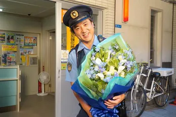 ＜ハコヅメ＞ムロツヨシがクランクアップ！「こんなに楽しいお芝居ができてありがとう」