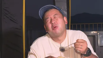 バイきんぐ西村考案、新鮮なカキを使ったキャンプ飯“オイスターシェルライス”を披露＜西村キャンプ場＞