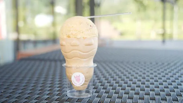 【写真で見る】コーンが縄文土器の形をした可愛いアイスクリーム