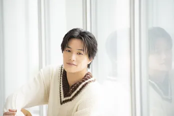 鈴木伸之、チームワーク抜群の“ラジハメンバー”は「とにかくすごく仲が良くて和気あいあいとやっていた」<インタビュー>