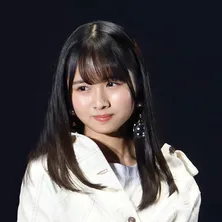 日向坂46・上村ひなの、先輩メンバーへの苦言を暴露! 波打ち際で戯れるなら、海に入ってほしい!