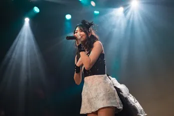 アプガ・佐保ちゃん、(2)と共に初のソロライブ