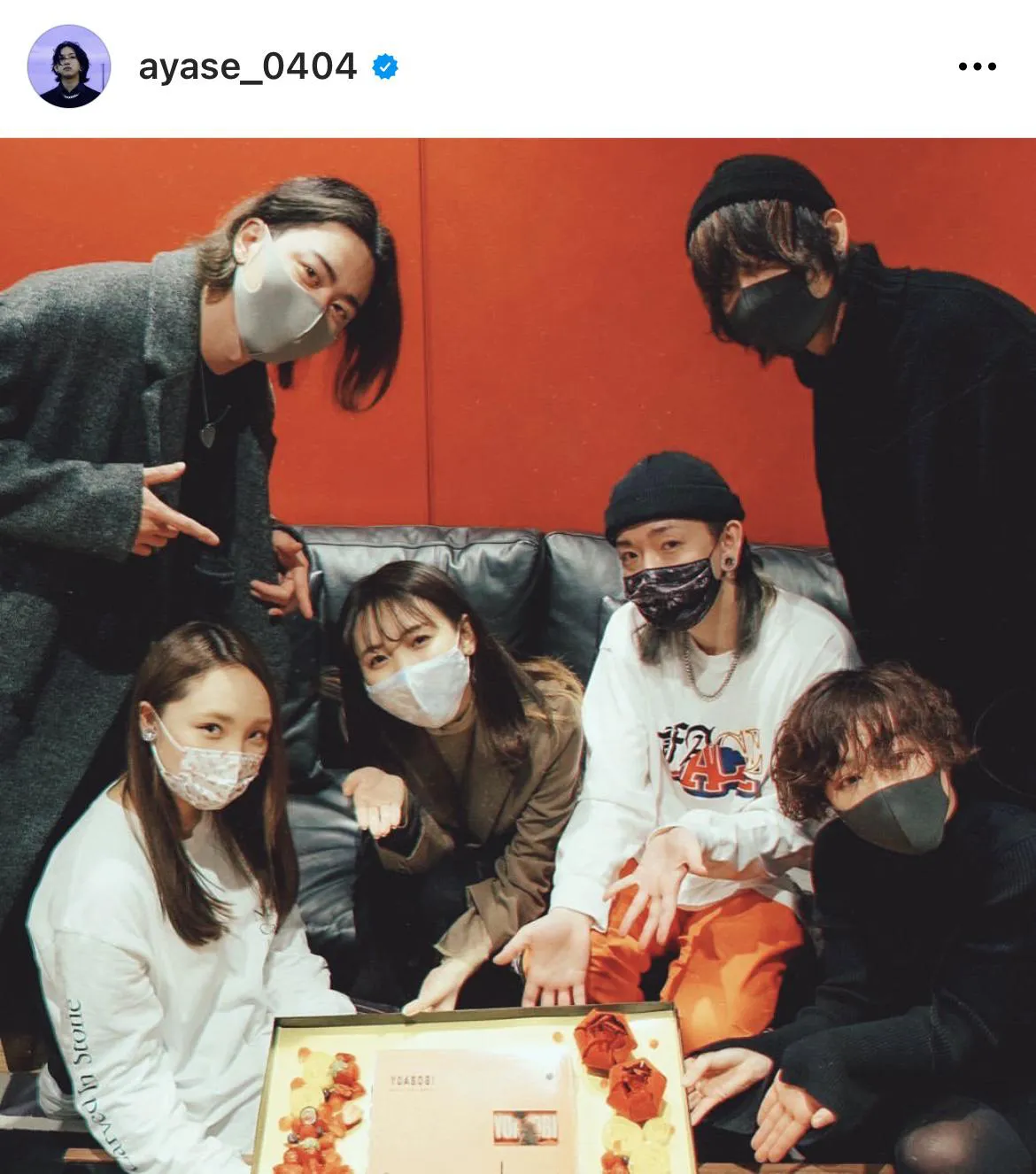 ※Ayase公式Instagram(ayase_0404)より